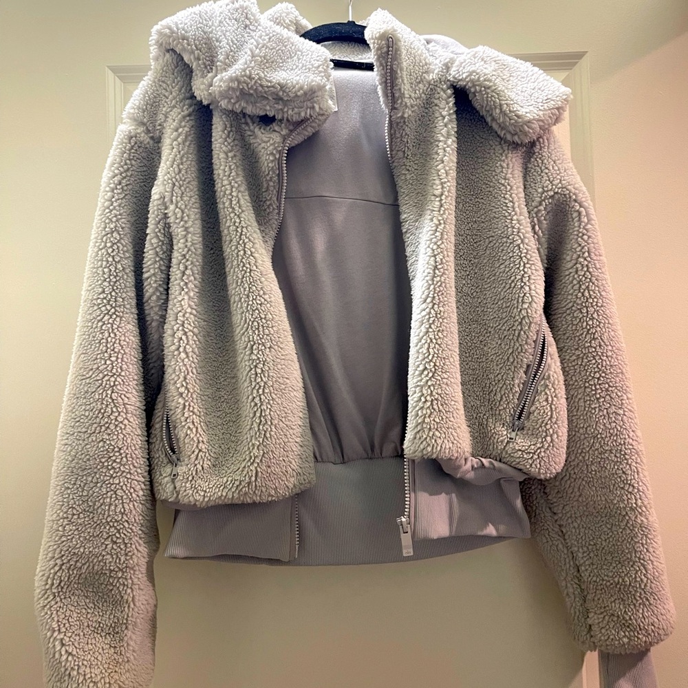 Alo Yoga Foxy Sherpa Jacket